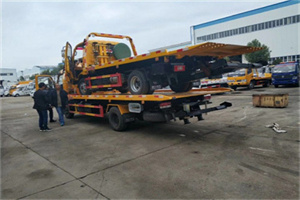 集美同城汽车补胎