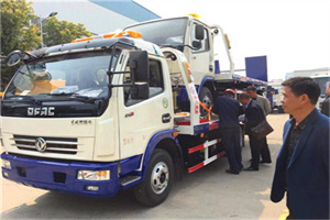 集美汽车道路救援拖车价格